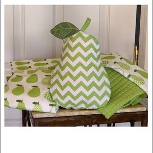 DISH TOWELS, CLOTHS & PEAR SHAPED OVEN MITT SET 🍐